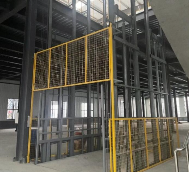 日土请详细介绍一下货梯安装在室外的维护方法